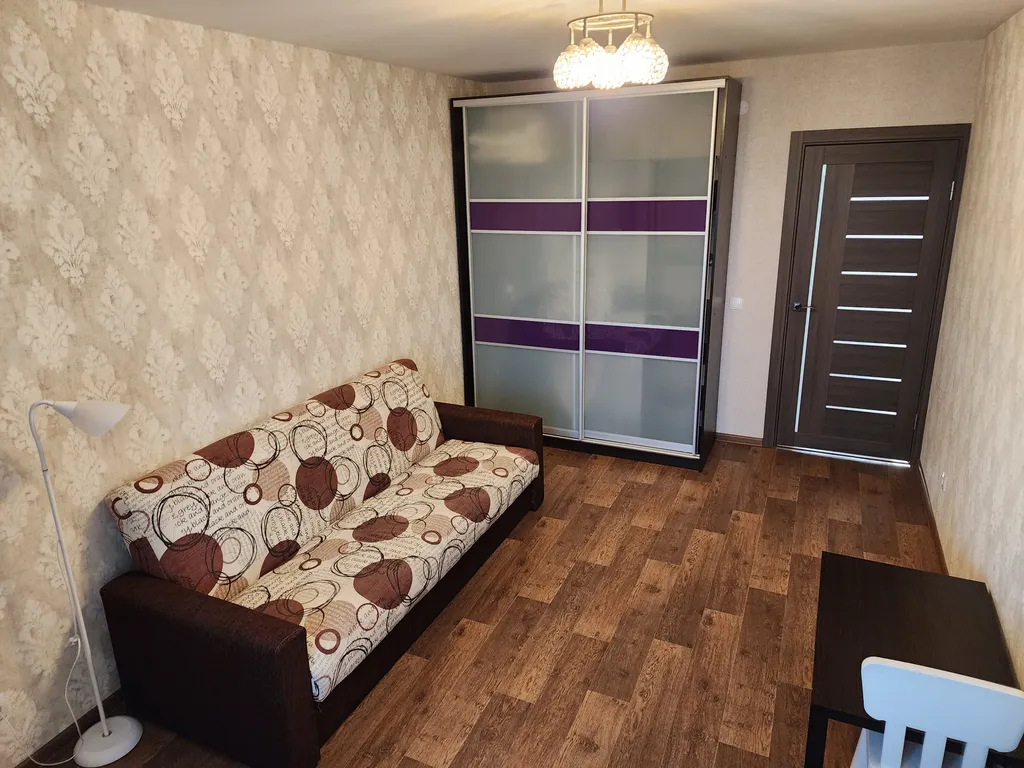 Квартира 2-комнатная Квартира — Великий Новгород