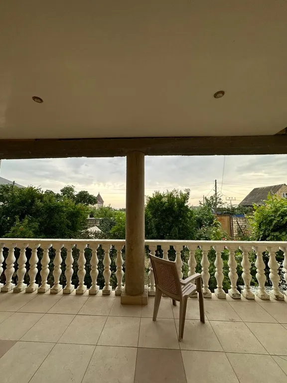 Уютная дача на берегу моря