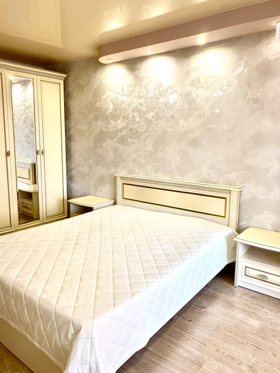 Трёхкомнатная квартира с видом на горы и с индивидуальным двориком — аренда посуточно в Новый Свет