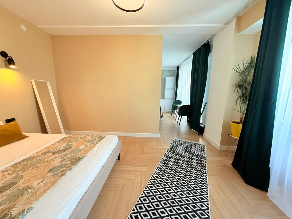 Квартира Дизайнерские апартаменты — Екатеринбург