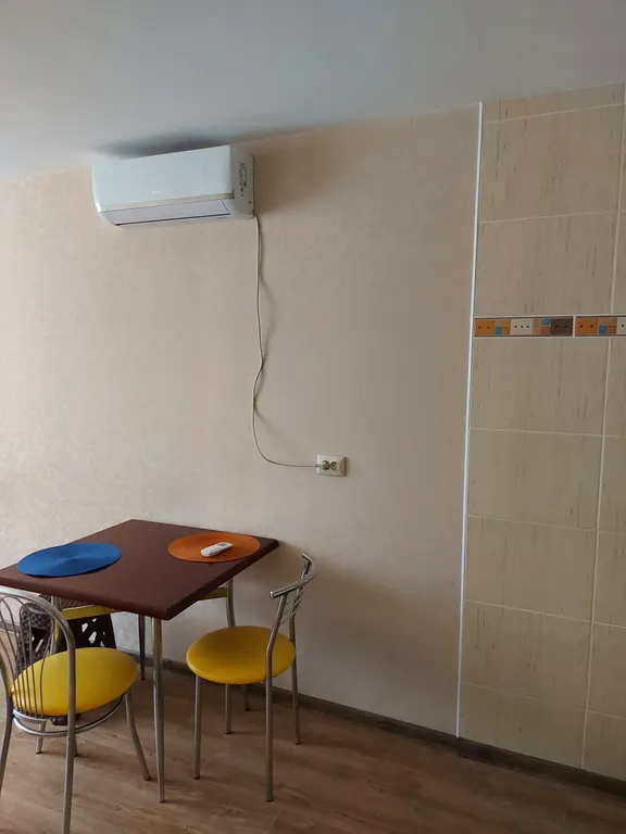 2 комнатная .на Донской 26а