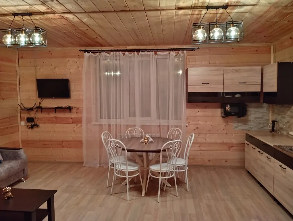 Коттедж Теплый и уютный дом в тихом месте для проживания всей семьи — Соловеново