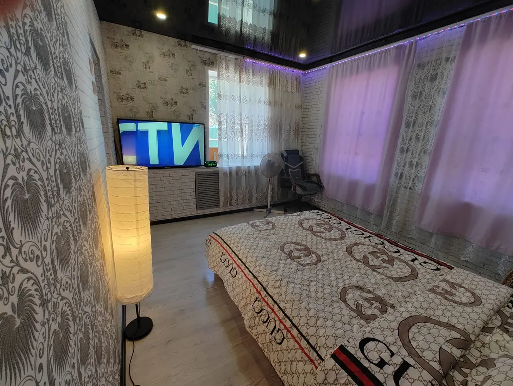 Домик у моря без хозяев