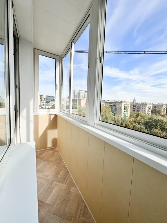 Квартира Светлая квартира с новым ремонтом и кондиционером в центре у метро — Москва