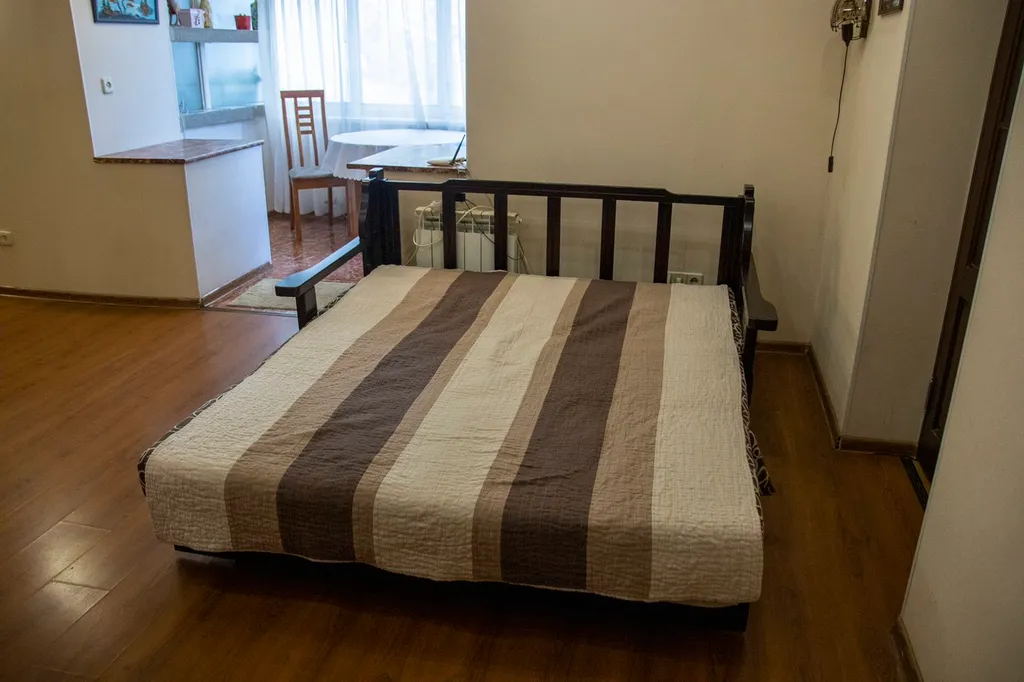 Квартира с камином рядом с морем