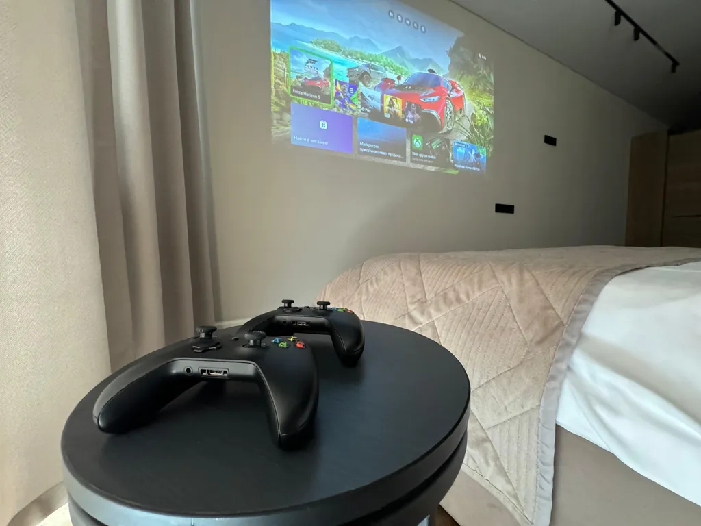 Видовые апартаменты с проектором и PS4 на 17-м этаже