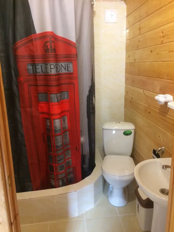 Коттедж у Водопада