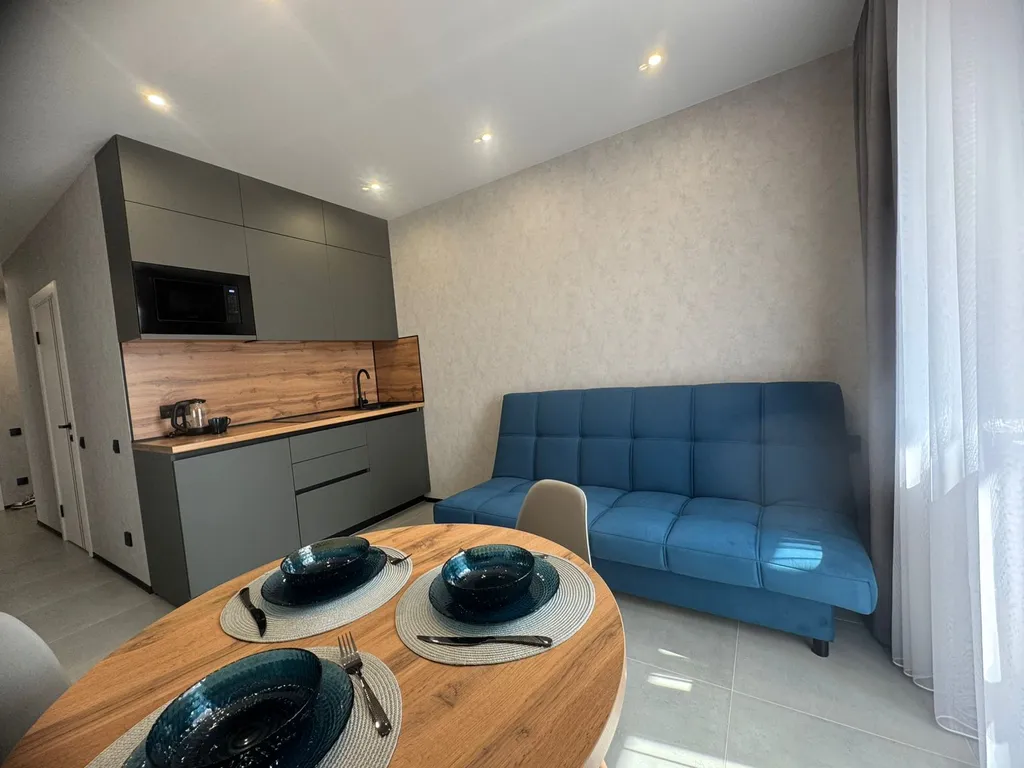 Евро-двухкомнатная квартира с дизайнерским ремонтном