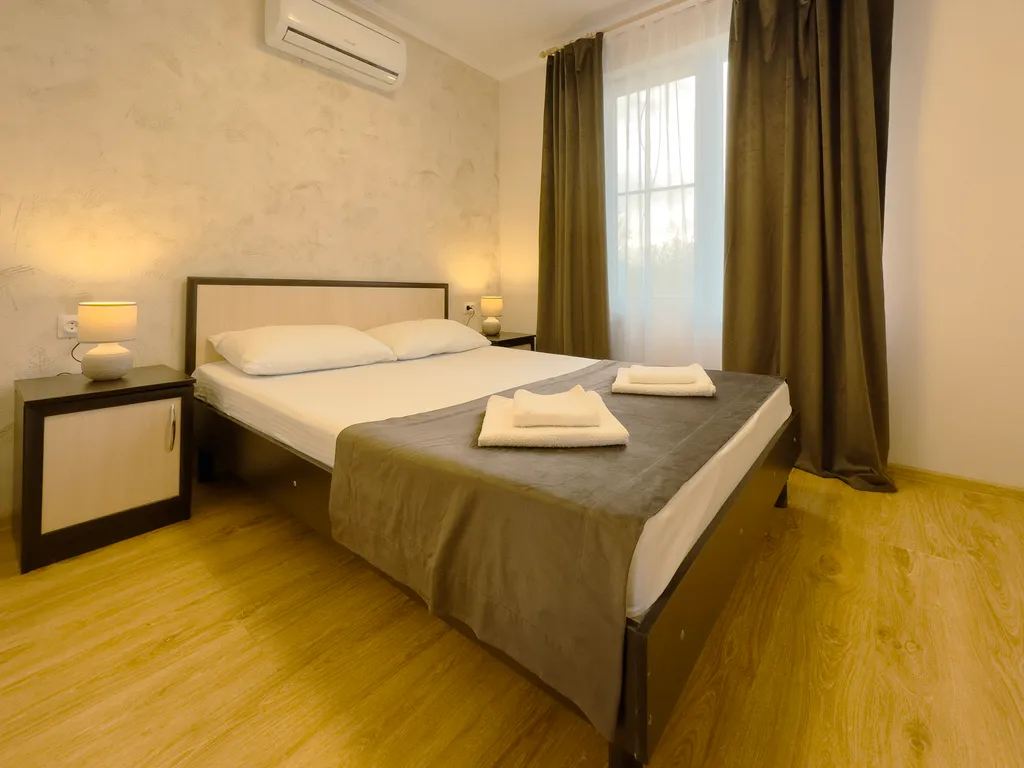 4-комнатная Квартира