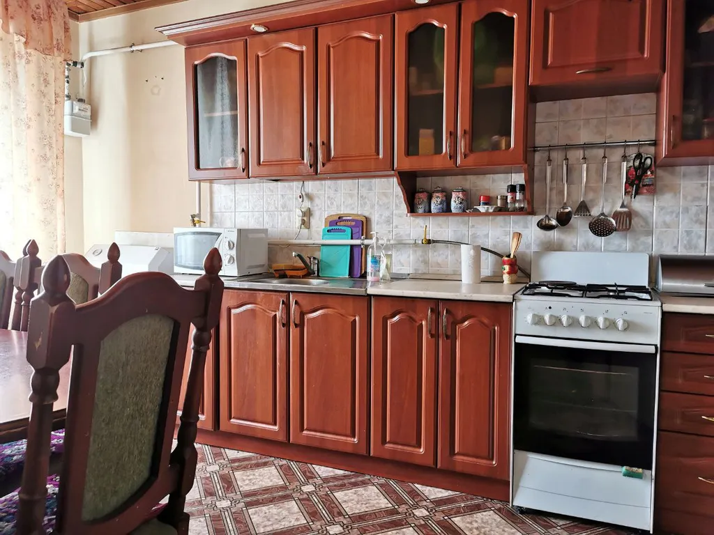 Коттедж с видом на гору Церковку