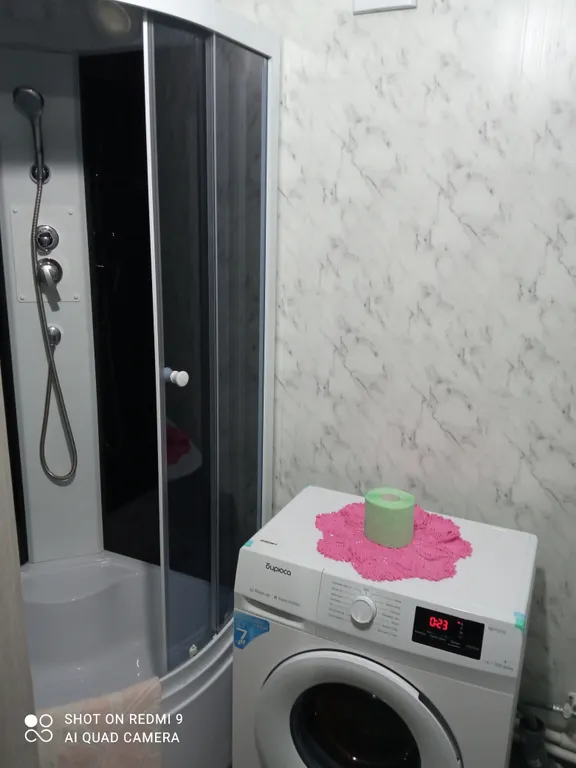 Семейный отдых  на окраине соснового леса