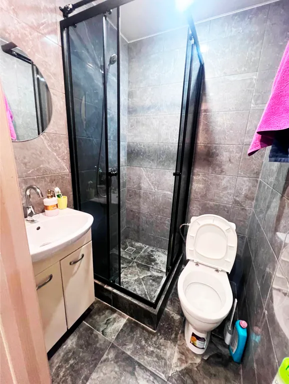 Студия свежий ремонт в центре