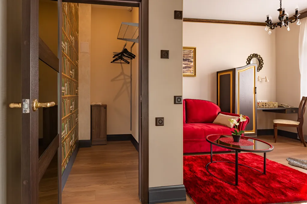 Роскошная квартира с террасой и панорамным видом на море