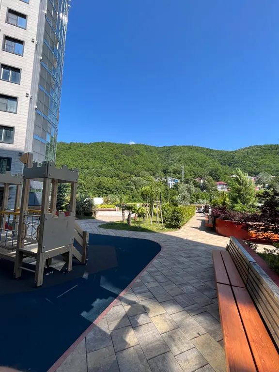 Дизайнерская квартира в доме бизнес класса с бассейном на крыше