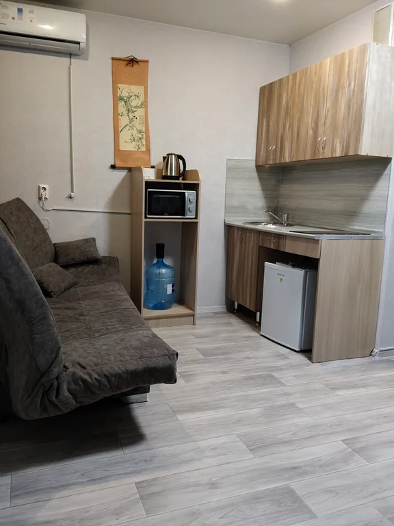 Уютная студия со всем необходимым для кратковременного проживания