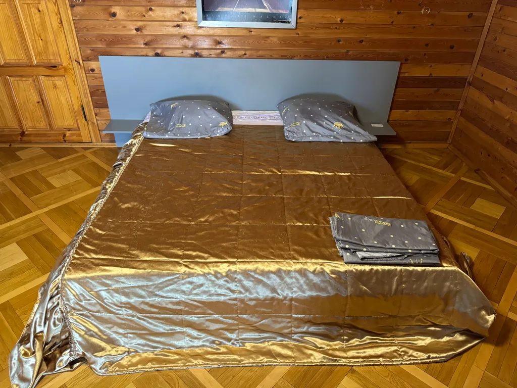 Большой, уютный дом с бильярдом в городе Гомеля. Отличное место.