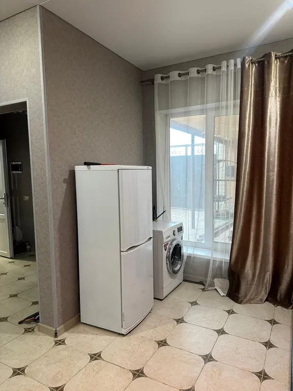 Дом на берегу Каспия