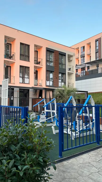 Квартира с посудомойкой, балконом и бассейном