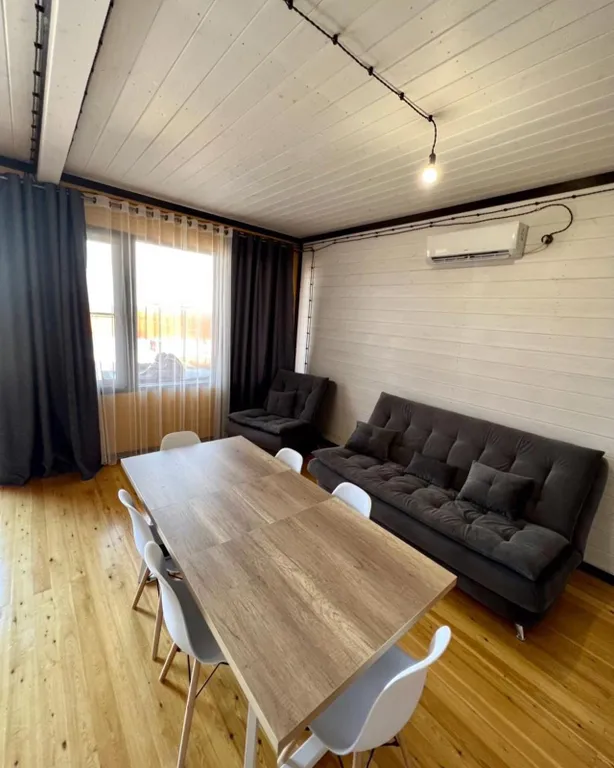 Коттедж у моря