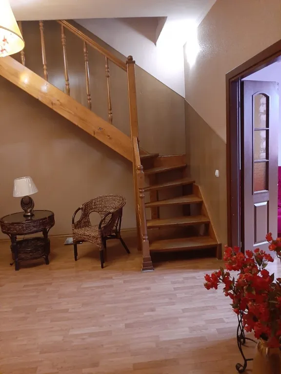 Просторная квартира в центре города недалеко от моря