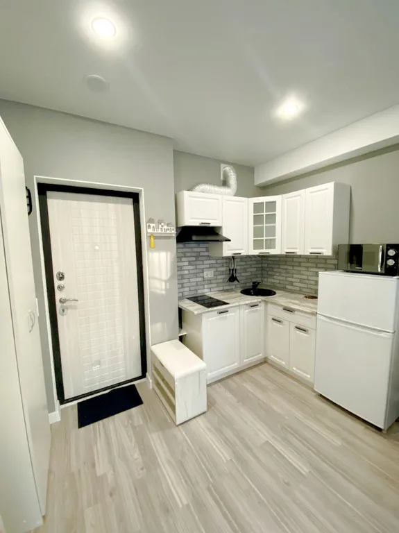 Студия на первой береговой