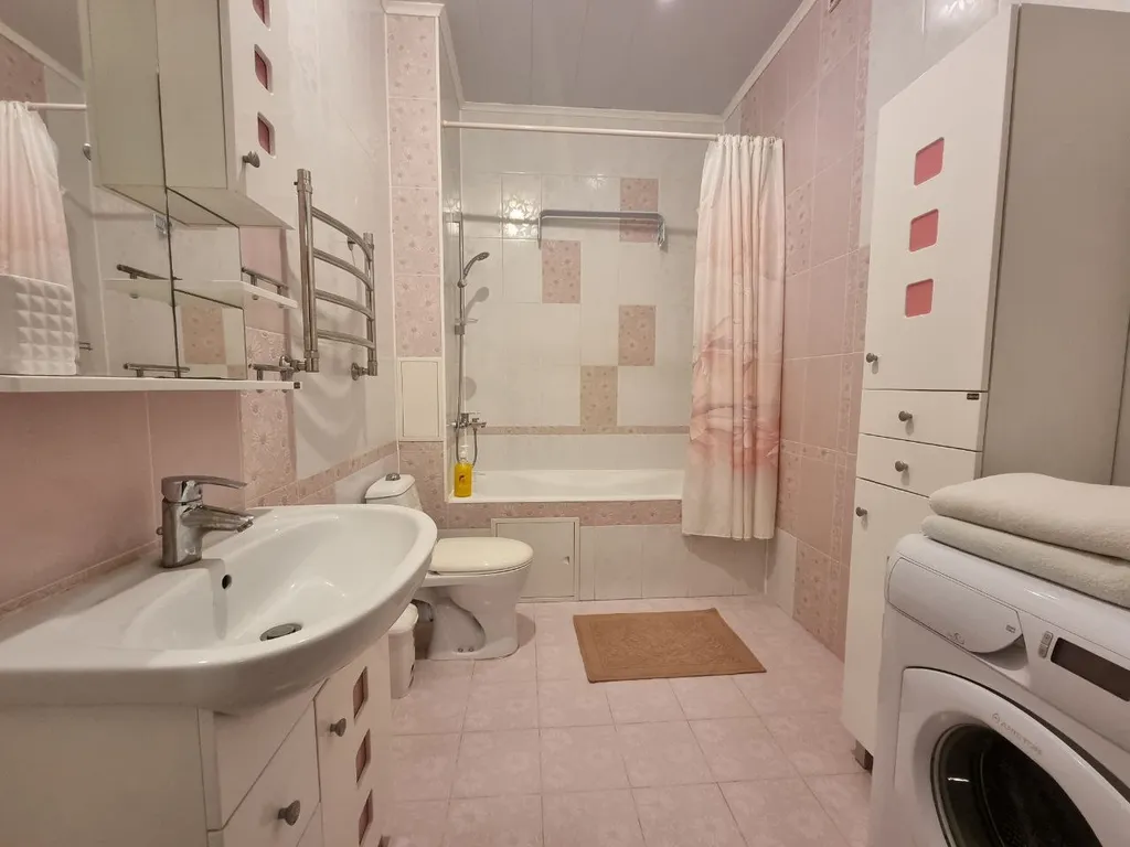 Уютная квартира в Кировском районе