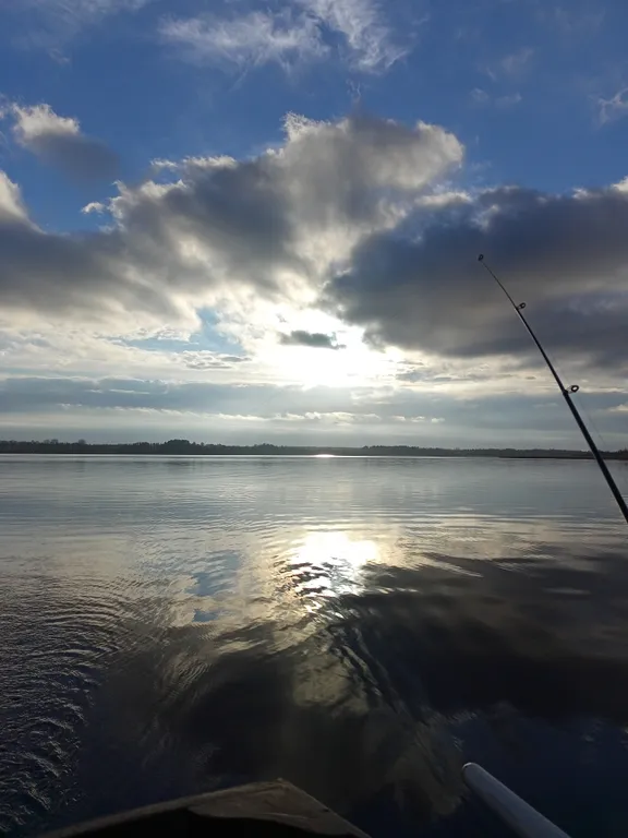 Дом на берегу Красного озера