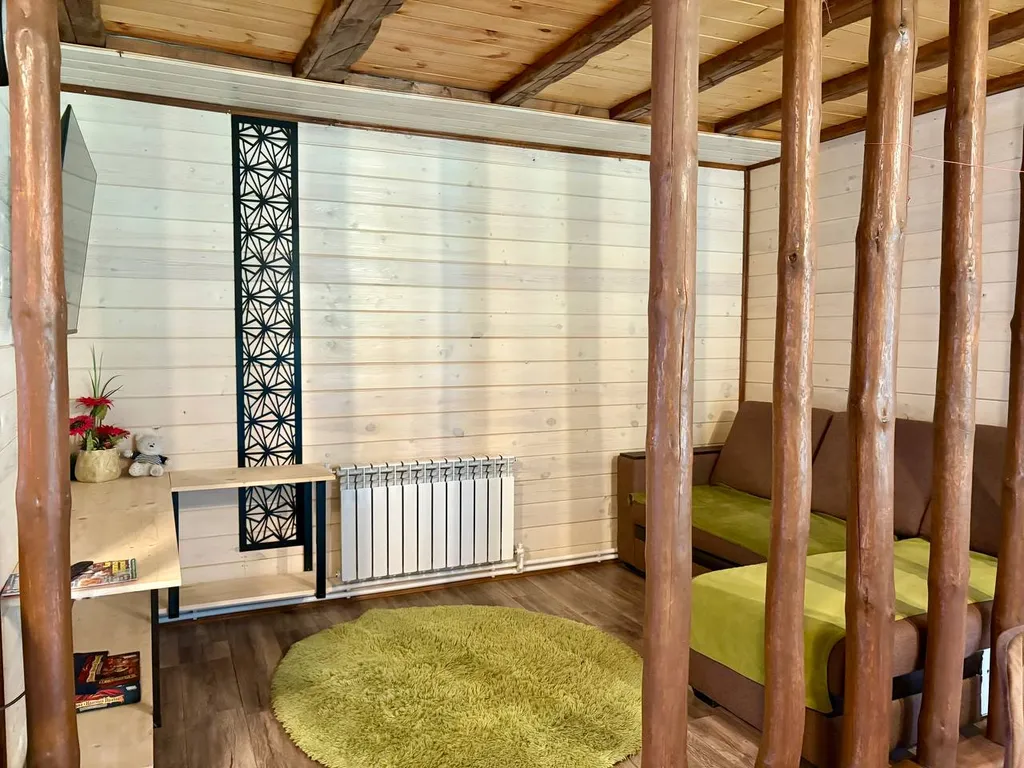 Коттедж в 100 метрах от озера