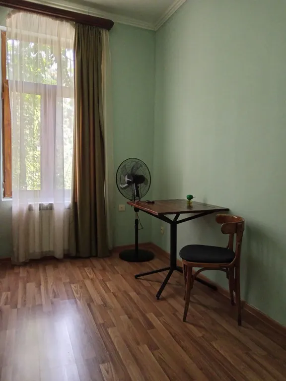 Уютный гостевой дом с частными комнатами и общим санузлом