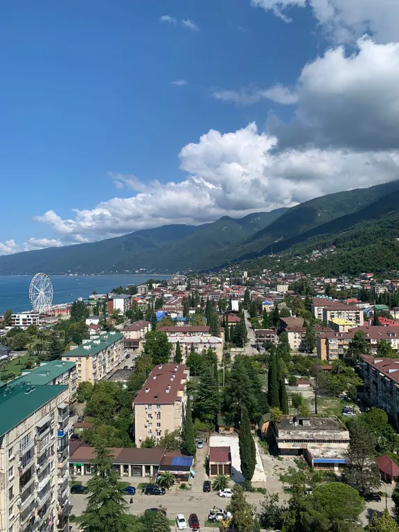 Квартира Квартира в центре города рядом с морем — Гагра