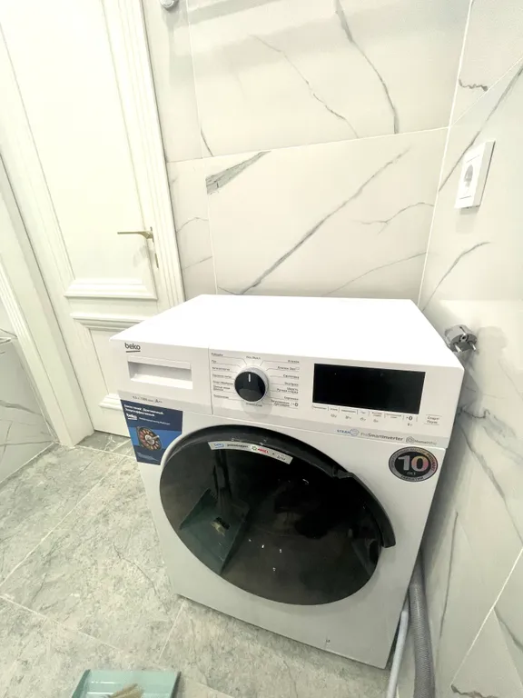 1-комнатная новая, чистая в центре на левом берегу столицы