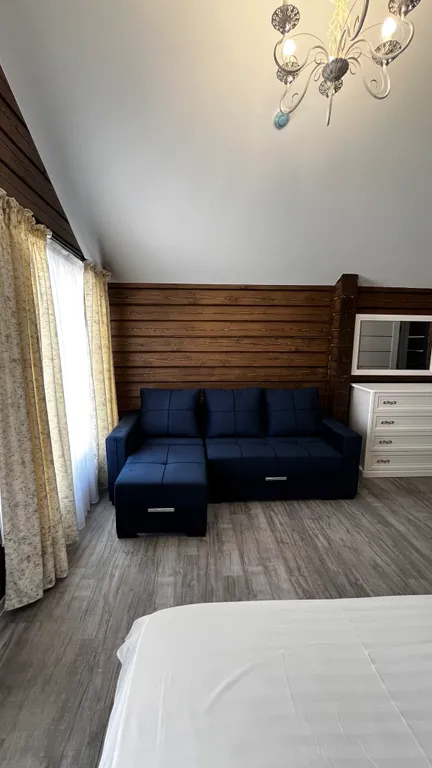 Usadba gesh - оранжевый дом в центре сибирского леса