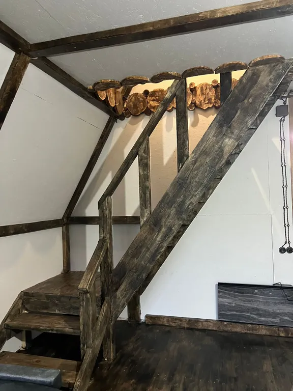 Уютный коттедж в живописной горной долине