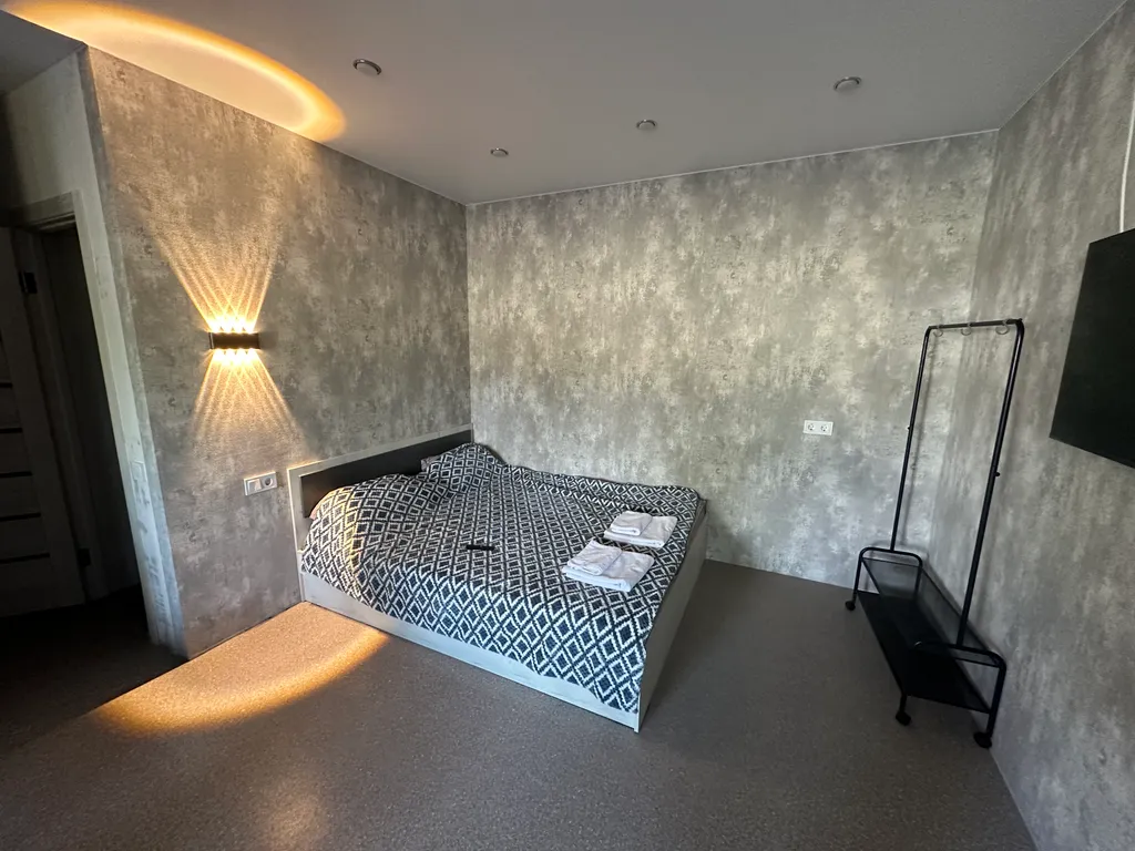 Квартира Уютный номер в новом гостевом доме — аренда посуточно в Южно-Сахалинск