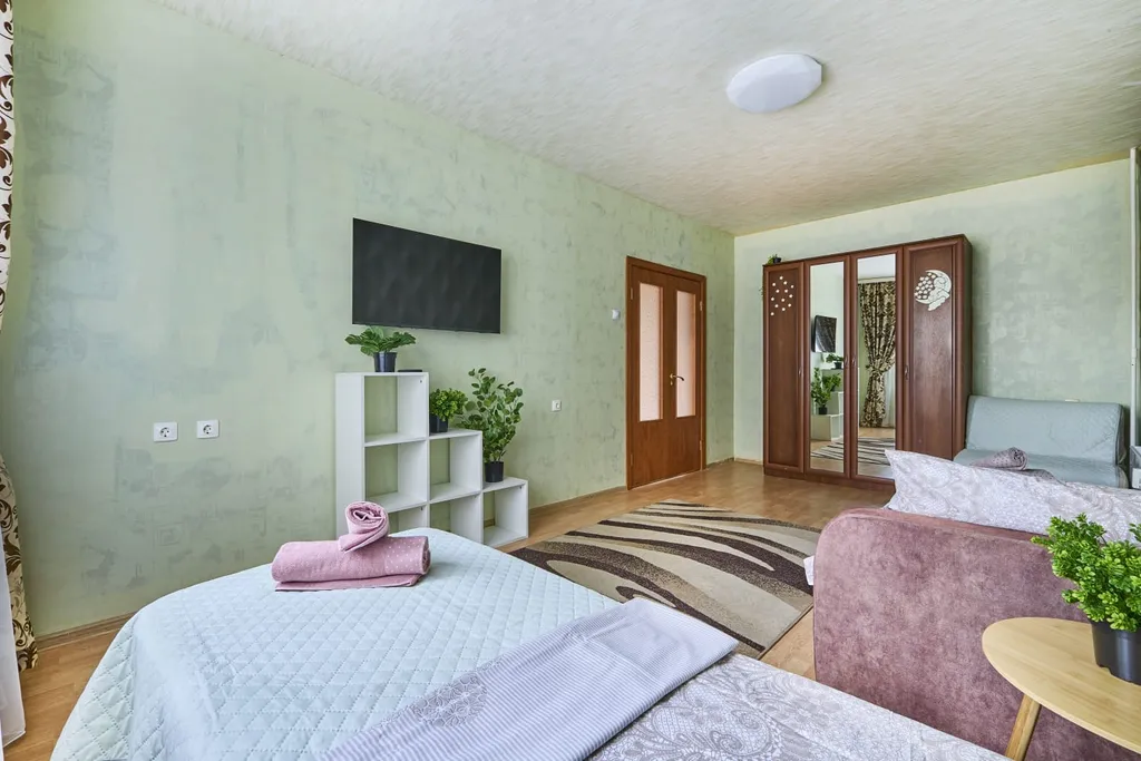 Большая трешка 8 раздельных кроватей