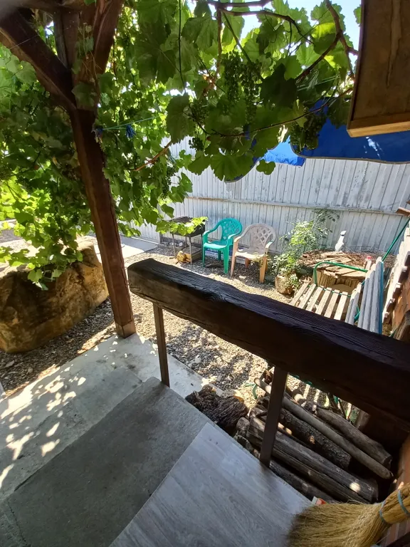 Коттедж Домик с беседкой — Геленджик