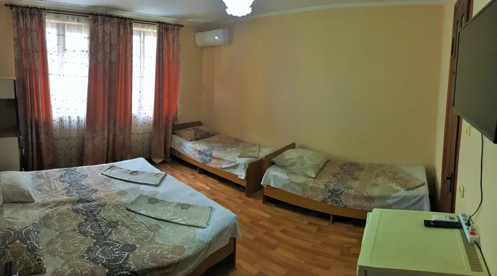 Квартира Комната — аренда посуточно в Солоники