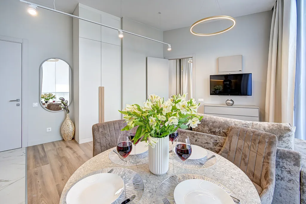 Апартаменты Люкс, Лучезарный на первой береговой линии