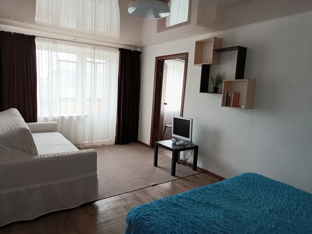 Уютная 2-комнатная квартира эконом вариант в центре города — аренда посуточно в Магнитогорск