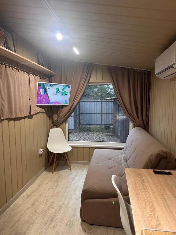 Уютный домик в тихом месте в центре