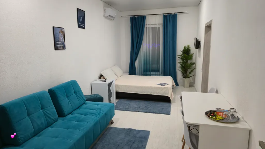 Квартира Квартира Четырехместный номер в центре города,с зоной отдыха и бассейном — Темрюк