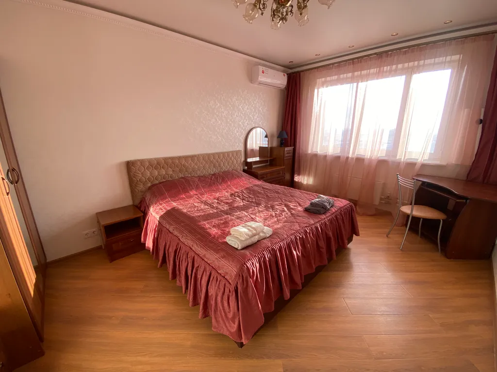 Трёхкомнатная 100 метровая квартира с YouTube в 5 минутах от метро