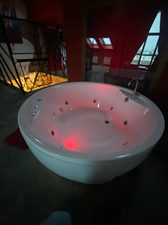 Уникальная двухэтажная квартира в центре города с видом на Кремль