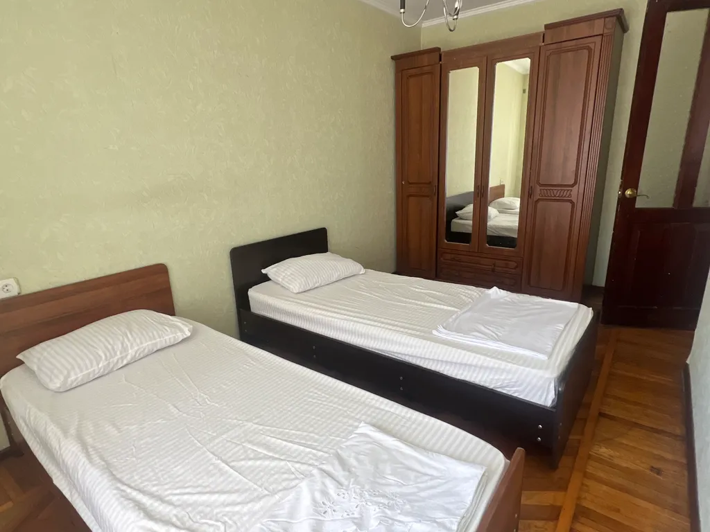 Просторная квартира в центре Сухума