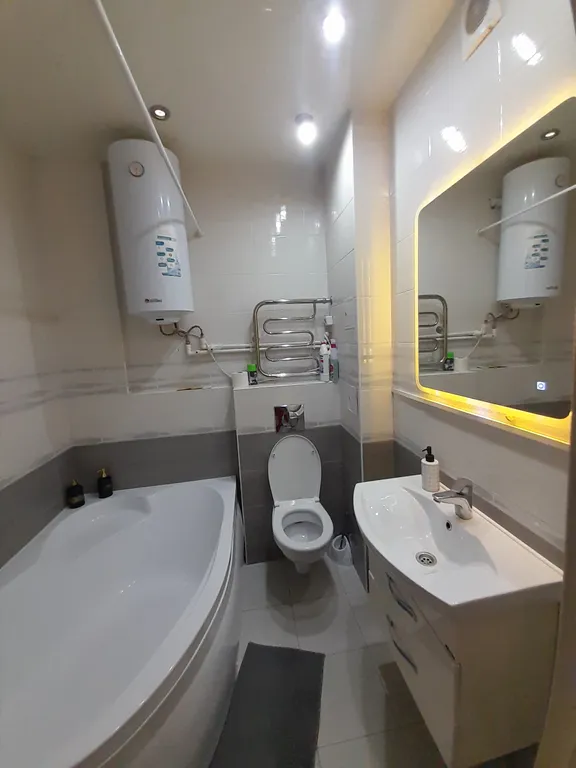 Студия в новом доме в центре