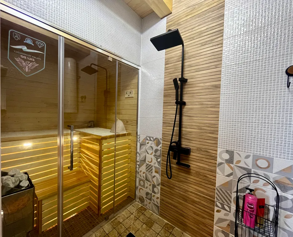 Часть дома с отдельным входом, с сауной