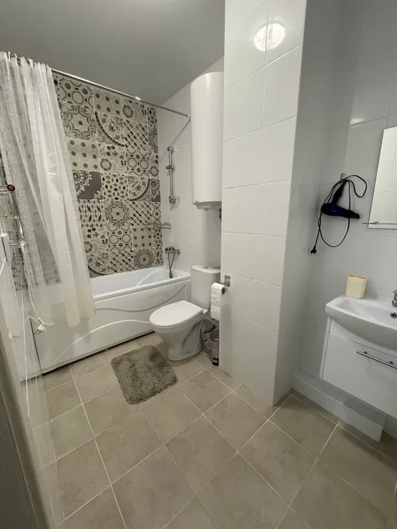 Евро двушка с отдельным входом на первом этаже