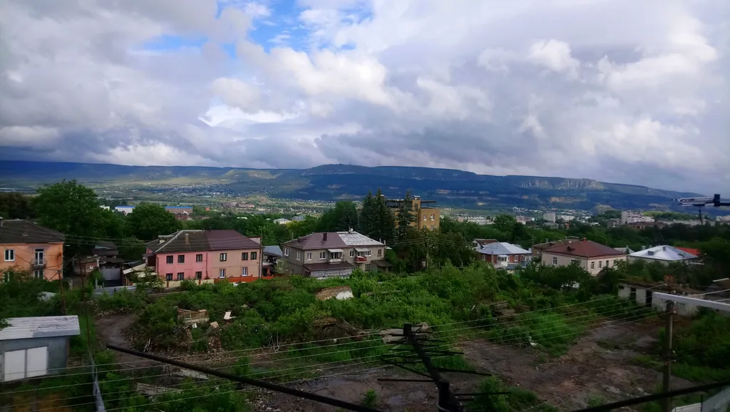 Квартира трёхкомнатная с видом на горы