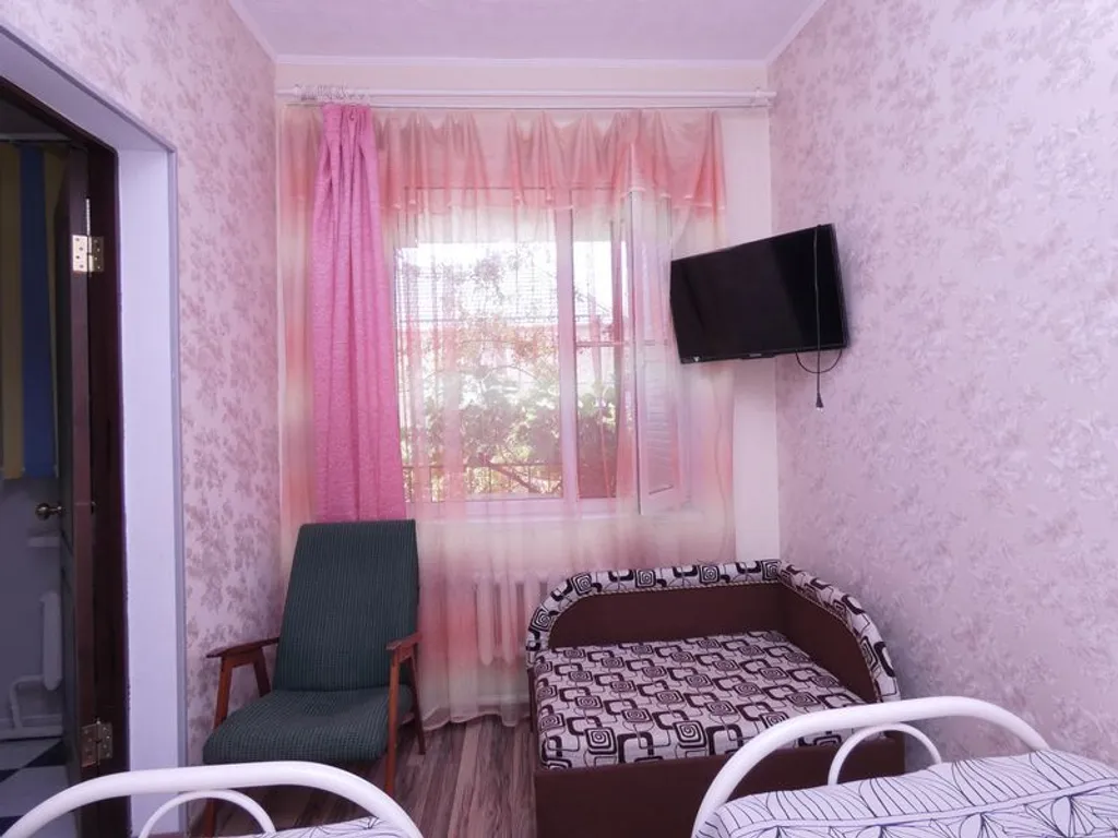 Квартира Квартира Уютный домик в зелёном уголке — Анапа