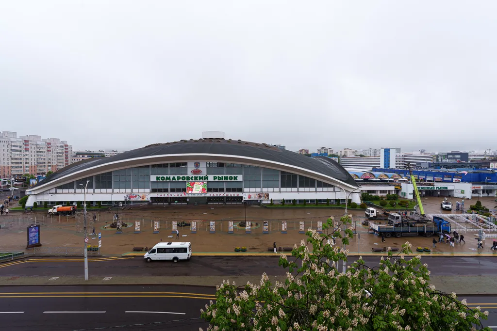 Квартира Апартаменты с видом на Комаровский рынок в центре города — Минск